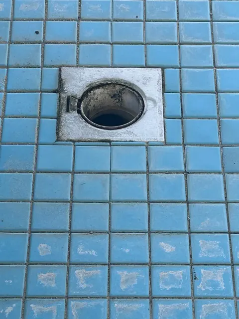 Pool drainage detail at PAPN.