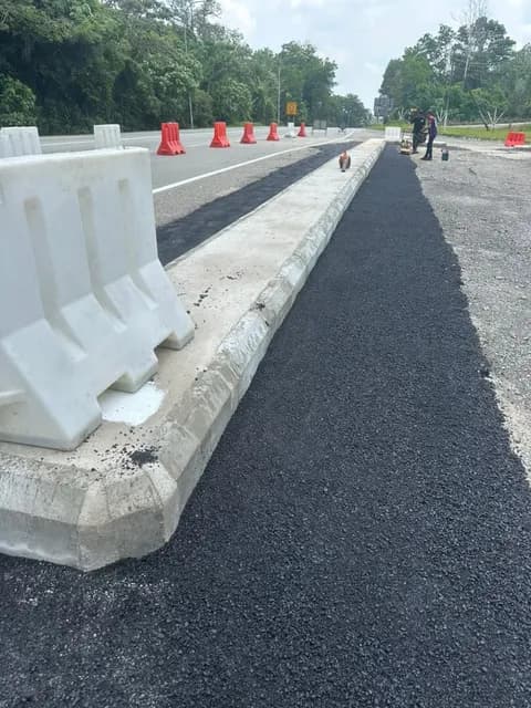 Surfacing alongside the divider.