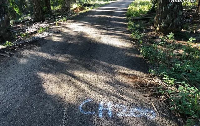 Road condition at Kampung Mensudut Lama.