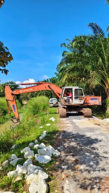 Excavation equipment at the riverbank.